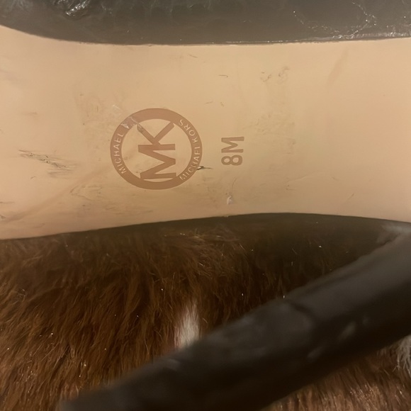 Gorgeous Michael Kors leather ankle booties ! - Picture 7 of 9